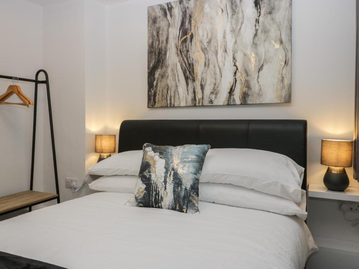 Eden On The Crescent Apartman Morecambe Kültér fotó